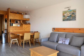 Résidence Nova - Appartement 2 pièces 6 personnes, lumineux avec une vue plongeante sur la vallée, un casier à ski, proche des pistes et des comm MAE-1889